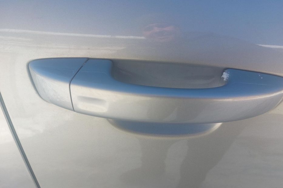 Продам Volkswagen Touareg Гибрид 2011 года в Киеве