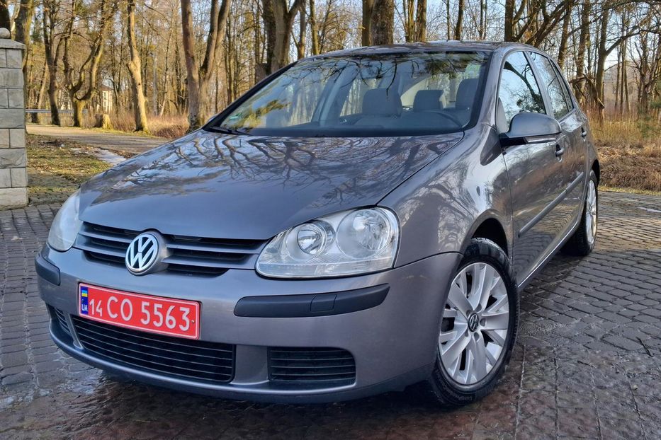 Продам Volkswagen Golf V 1.6 mpi 2006 года в Львове