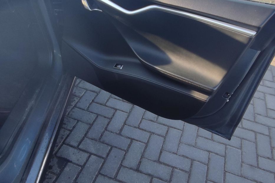 Продам Tesla Model S P85D 2015 года в Житомире