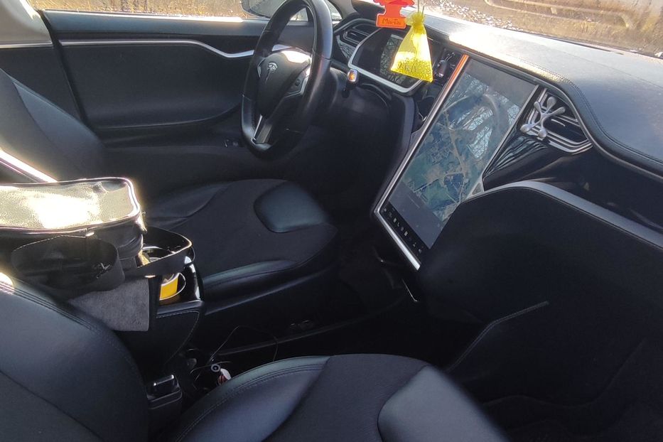 Продам Tesla Model S P85D 2015 года в Житомире