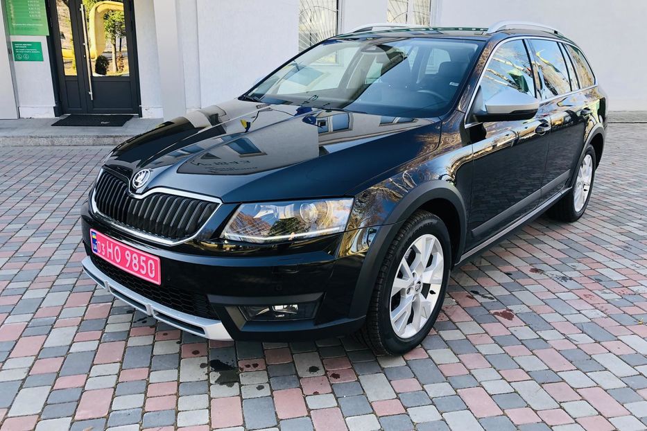 Продам Skoda Scout 2.0 TDI DSG (184 к.с.) 4х4 Ист 2015 года в Житомире