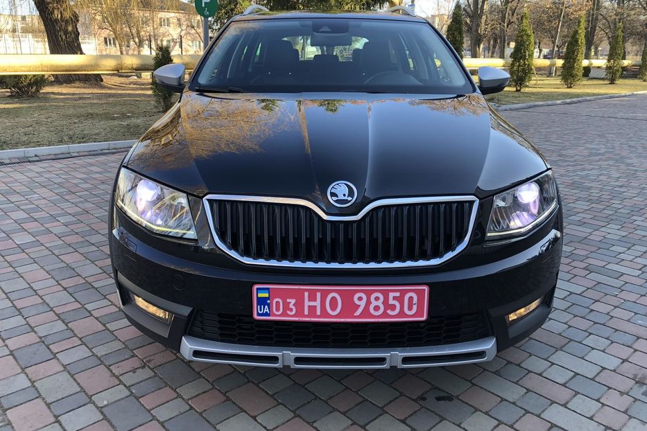 Продам Skoda Scout 2.0 TDI DSG (184 к.с.) 4х4 Ист 2015 года в Житомире