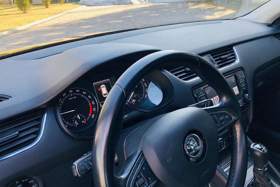 Продам Skoda Scout 2.0 TDI DSG (184 к.с.) 4х4 Ист 2015 года в Житомире