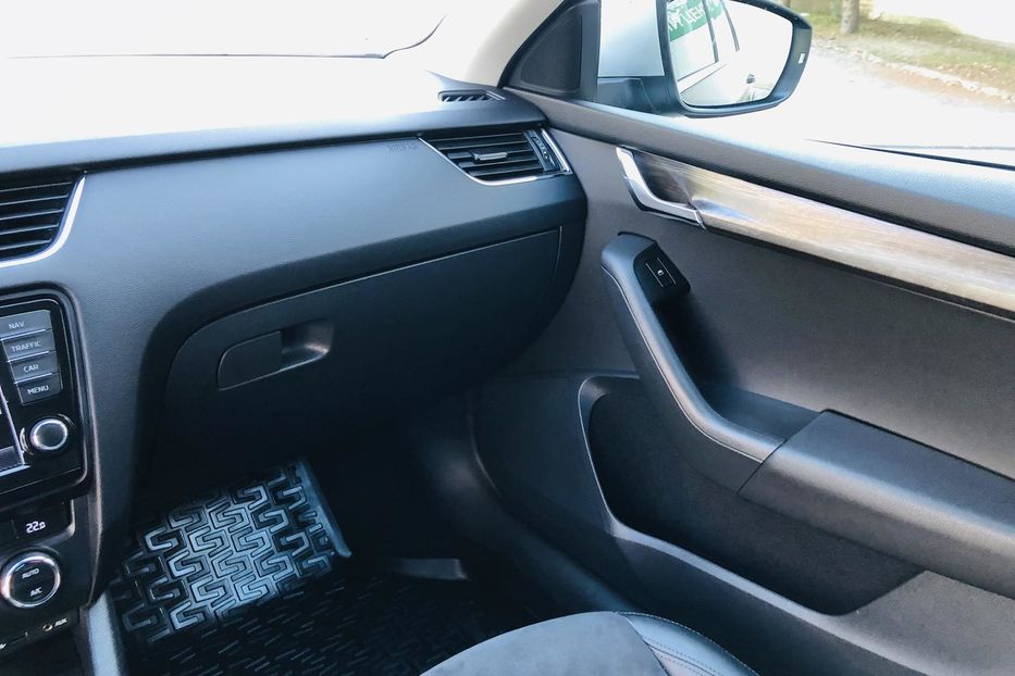 Продам Skoda Scout 2.0 TDI DSG (184 к.с.) 4х4 Ист 2015 года в Житомире