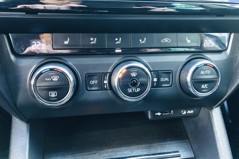 Продам Skoda Scout 2.0 TDI DSG (184 к.с.) 4х4 Ист 2015 года в Житомире