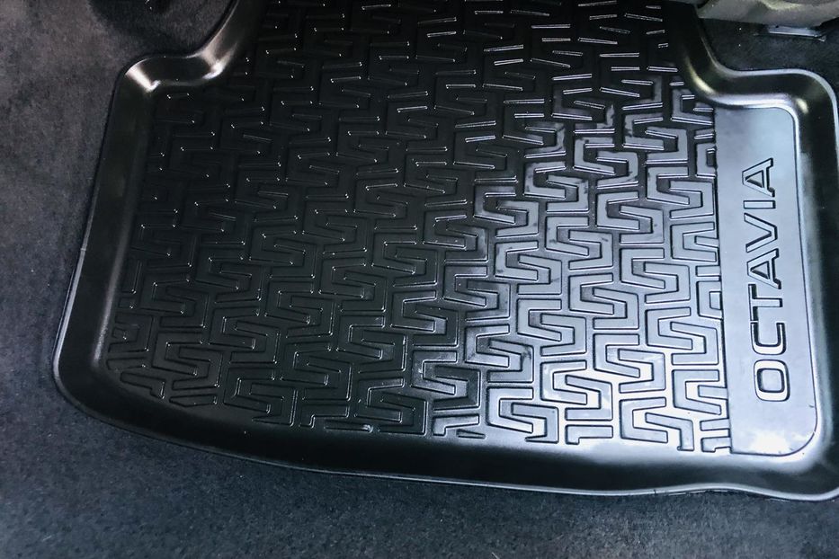 Продам Skoda Scout 2.0 TDI DSG (184 к.с.) 4х4 Ист 2015 года в Житомире