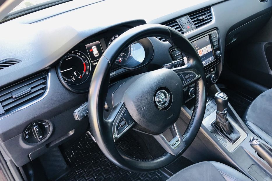 Продам Skoda Scout 2.0 TDI DSG (184 к.с.) 4х4 Ист 2015 года в Житомире