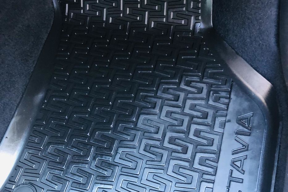 Продам Skoda Scout 2.0 TDI DSG (184 к.с.) 4х4 Ист 2015 года в Житомире