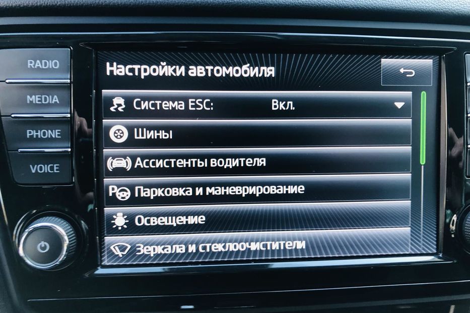 Продам Skoda Scout 2.0 TDI DSG (184 к.с.) 4х4 Ист 2015 года в Житомире