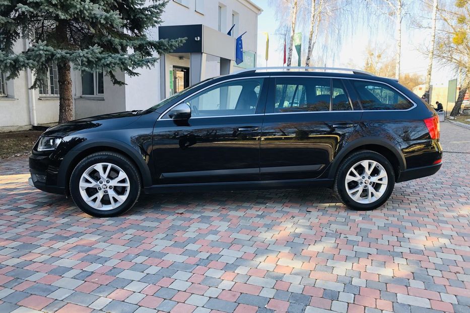 Продам Skoda Scout 2.0 TDI DSG (184 к.с.) 4х4 Ист 2015 года в Житомире