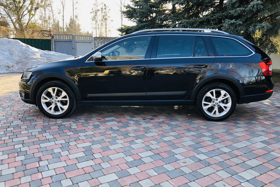 Продам Skoda Scout 2.0 TDI DSG (184 к.с.) 4х4 Ист 2015 года в Житомире