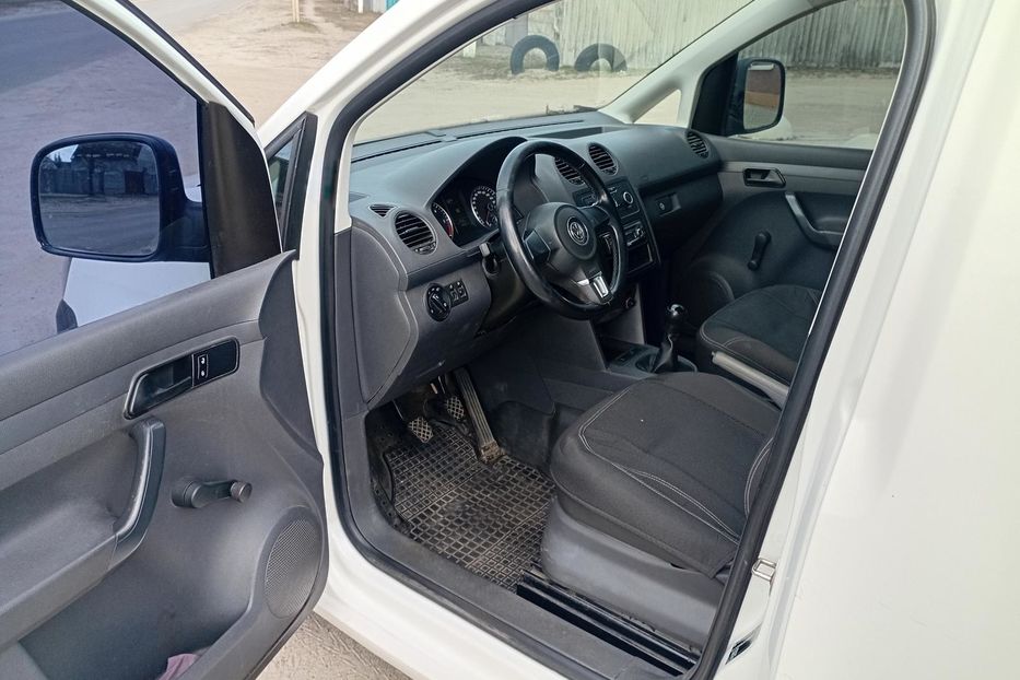 Продам Volkswagen Caddy груз. 2011 года в Харькове