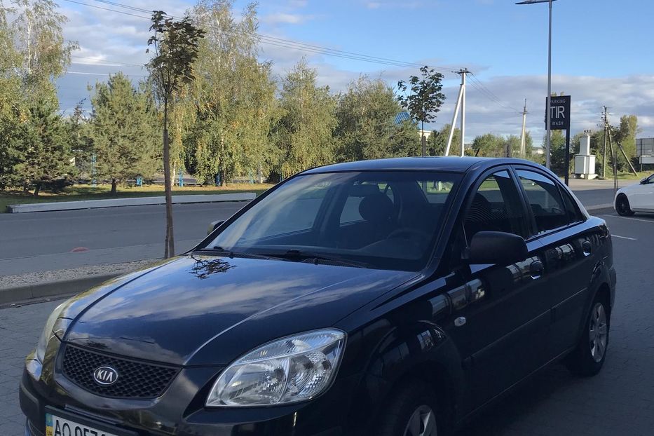Продам Kia Rio 2 2008 года в Ужгороде