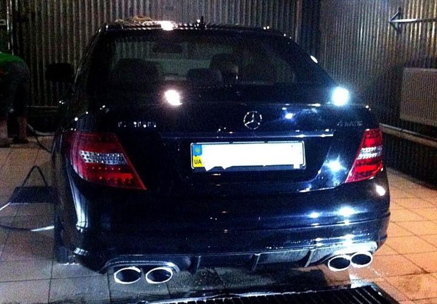 Продам Mercedes-Benz C-Class C300 4matic Carbon AMG Edition 2008 года в Киеве