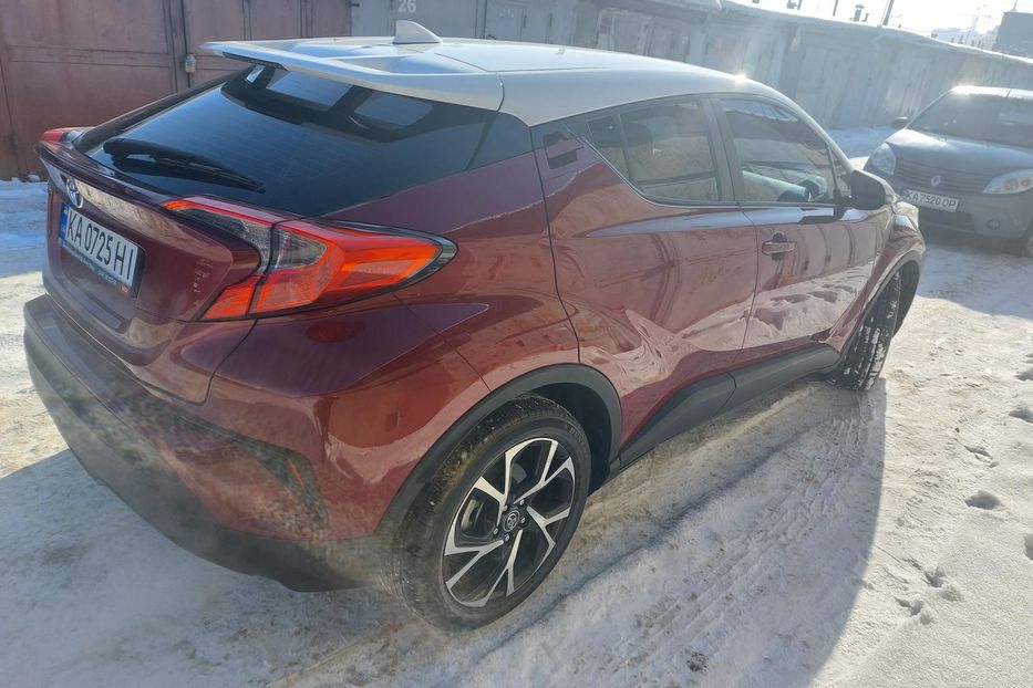Продам Toyota C-HR Автомат 2018 года в Киеве