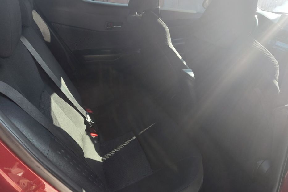 Продам Toyota C-HR Автомат 2018 года в Киеве