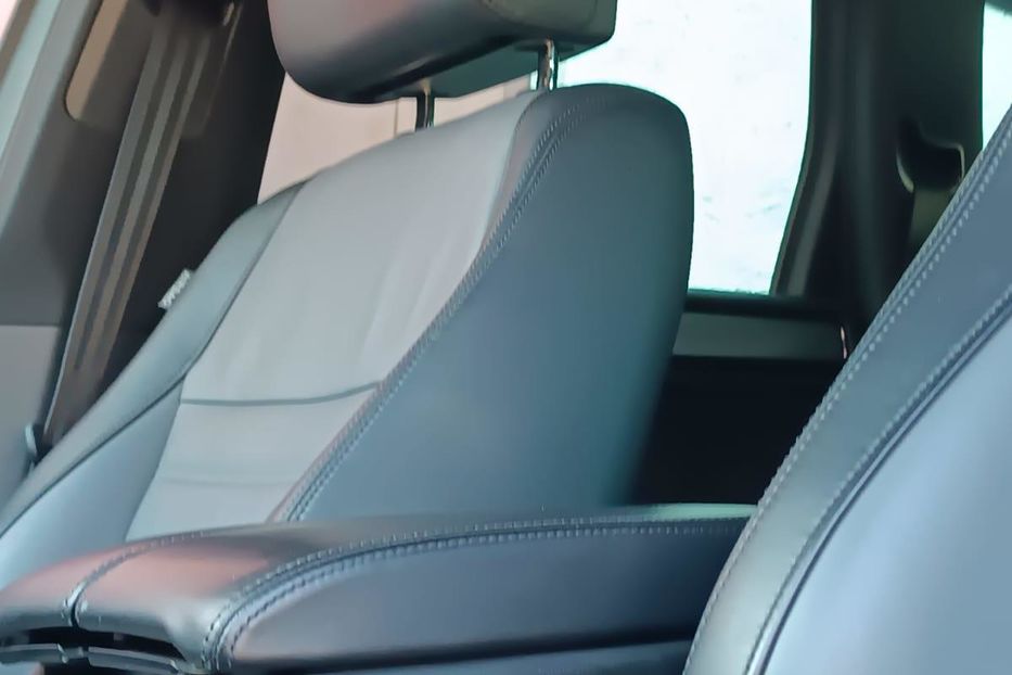 Продам Volkswagen Touareg 2015 года в г. Обухов, Киевская область