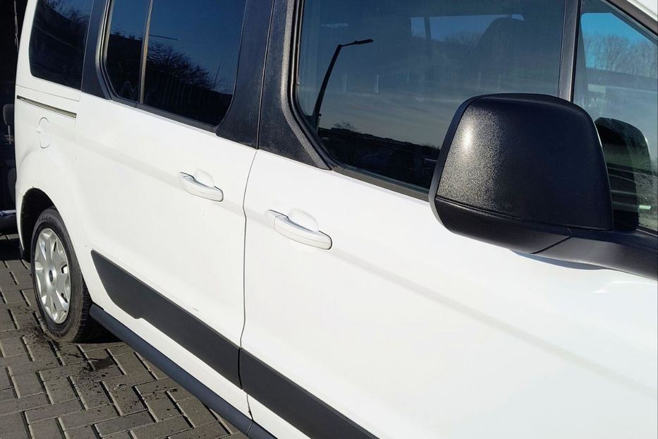 Продам Ford Tourneo Connect пасс. 2013 года в Полтаве
