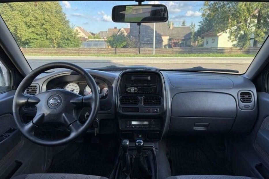 Продам Nissan Navara 2005 года в Харькове