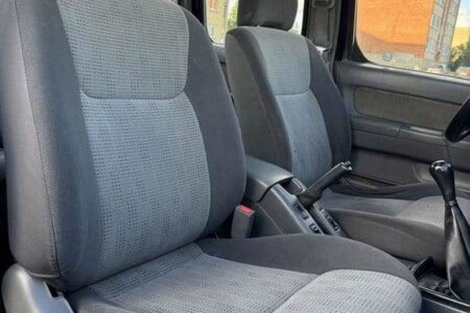 Продам Nissan Navara 2005 года в Харькове