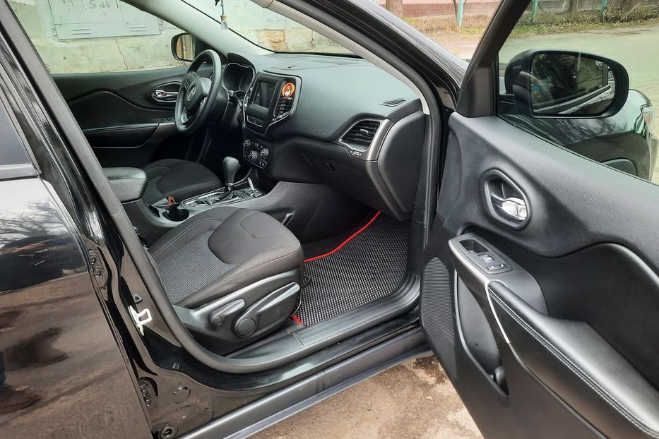 Продам Jeep Cherokee (FL) KL 2018 года в Одессе