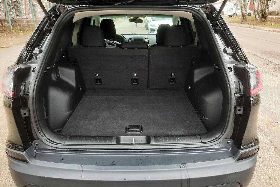 Продам Jeep Cherokee (FL) KL 2018 года в Одессе