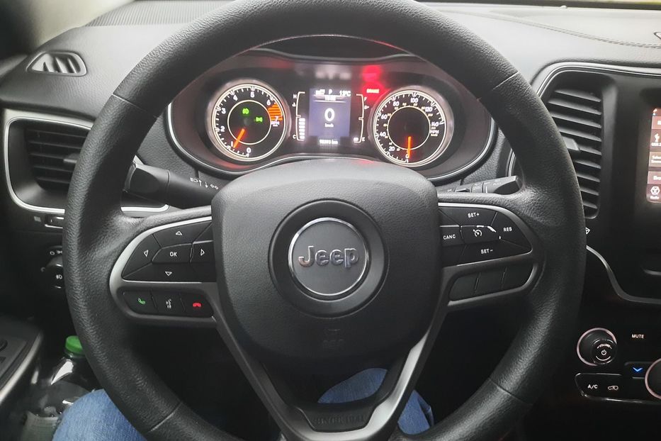 Продам Jeep Cherokee (FL) KL 2018 года в Одессе