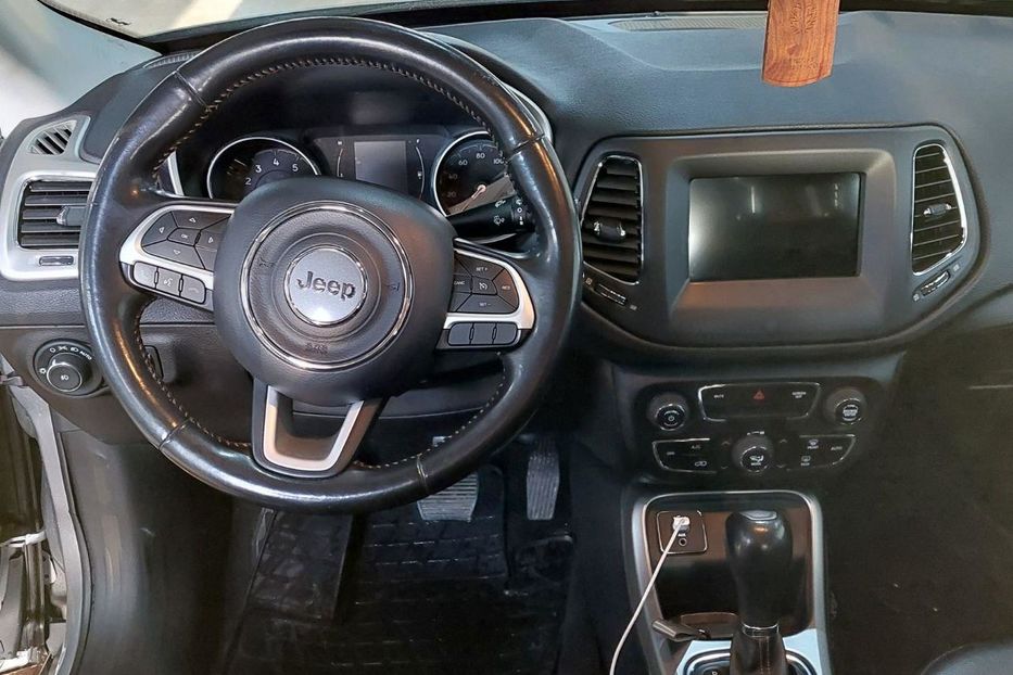 Продам Jeep Compass Latitude+ 2019 года в Харькове