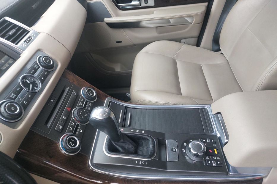 Продам Land Rover Range Rover Sport Автомат 2011 года в Киеве