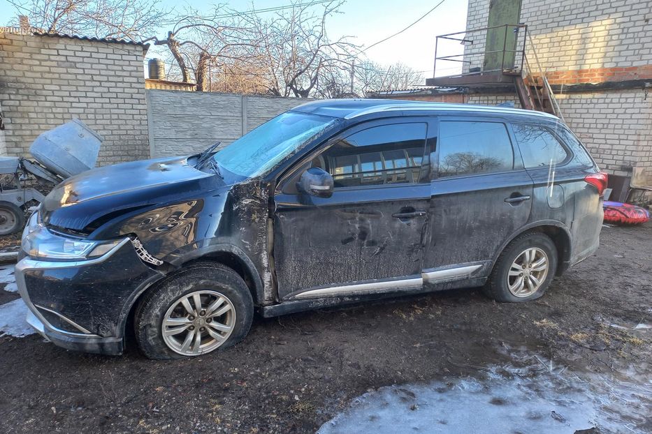 Продам Mitsubishi Outlander 2017 года в Харькове