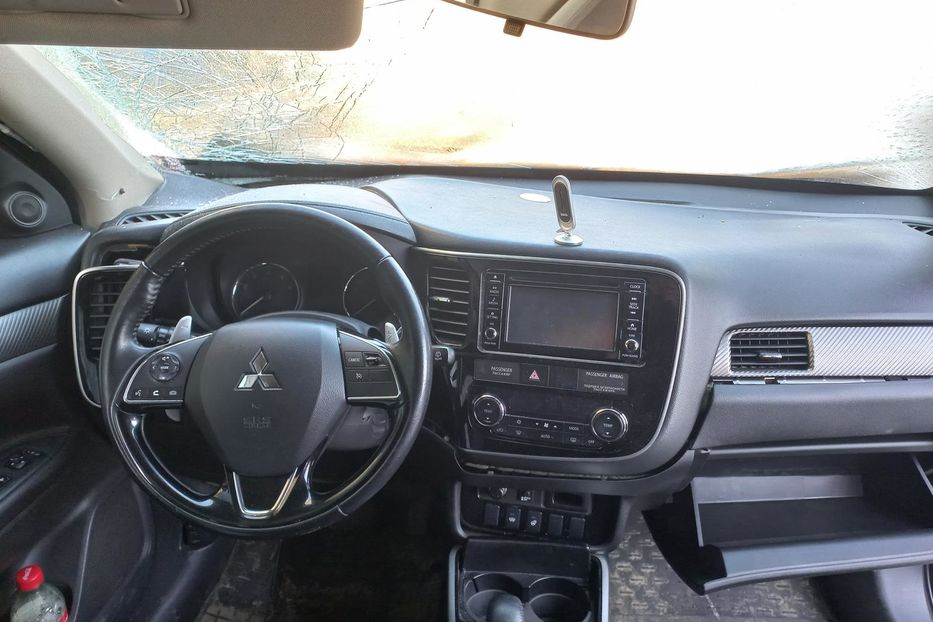 Продам Mitsubishi Outlander 2017 года в Харькове