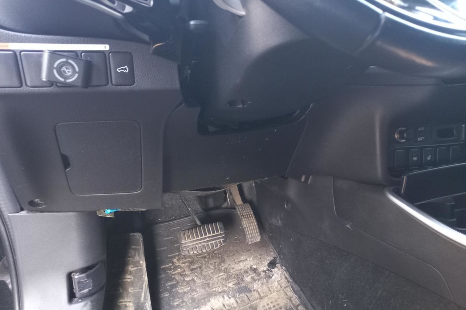 Продам Mitsubishi Outlander 2017 года в Харькове