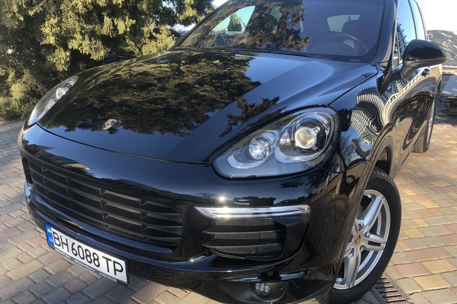 Продам Porsche Cayenne Plug-in Hybrid.Расход 5,6. 2015 года в Одессе