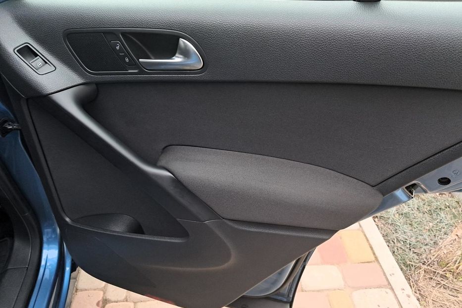 Продам Volkswagen Tiguan 2,0 ТСІ 2017 года в Черкассах