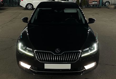 Продам Skoda Superb 2017 года в Киеве