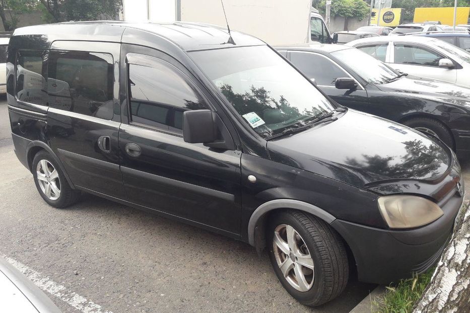 Продам Opel Combo пасс. 2006 года в Одессе