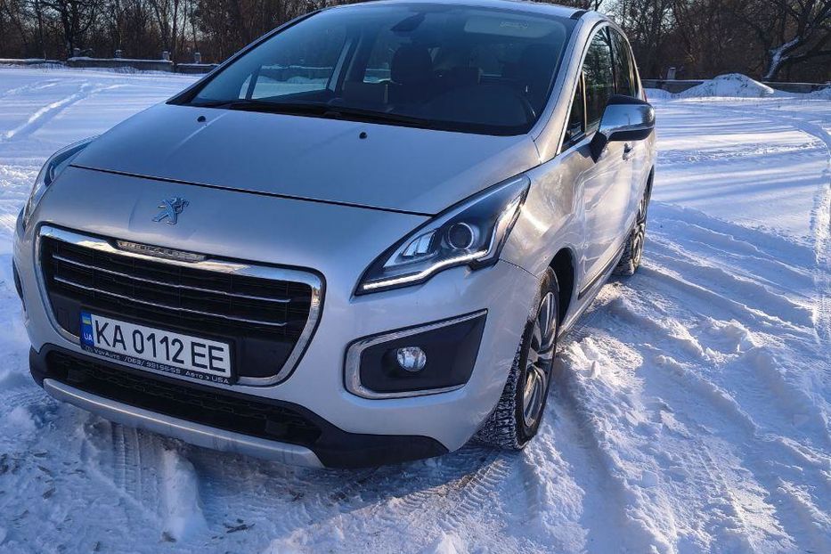 Продам Peugeot 3008 2013 года в Киеве