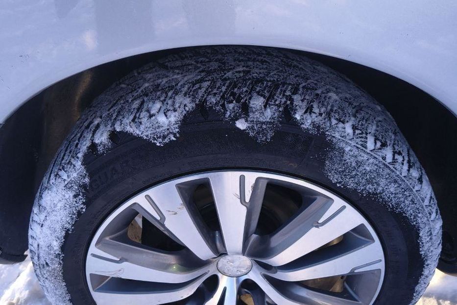 Продам Peugeot 3008 2013 года в Киеве