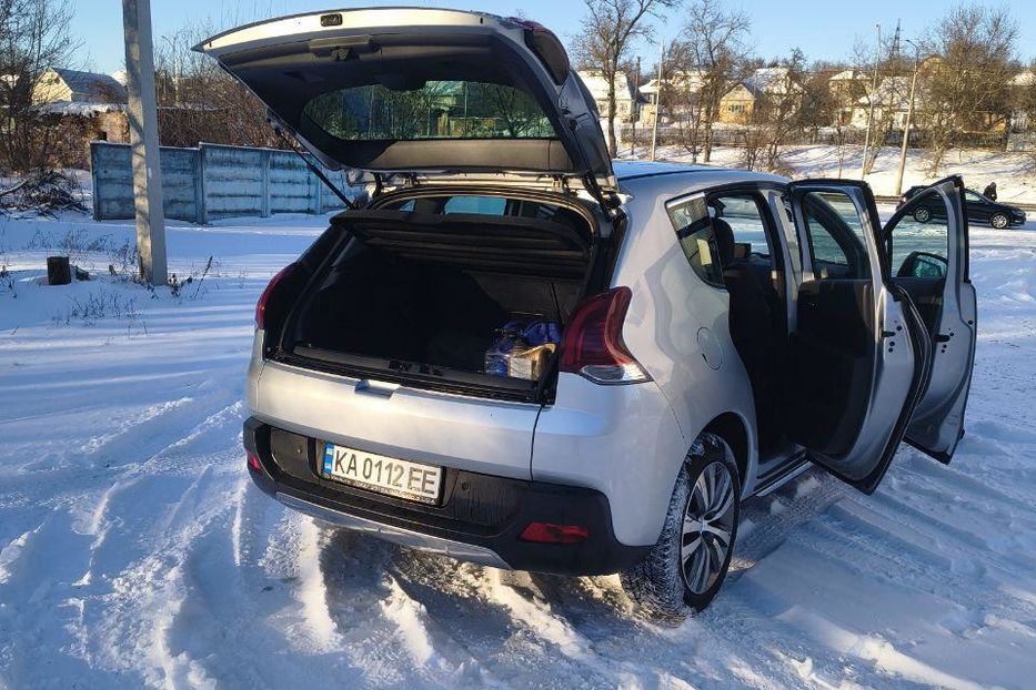 Продам Peugeot 3008 2013 года в Киеве