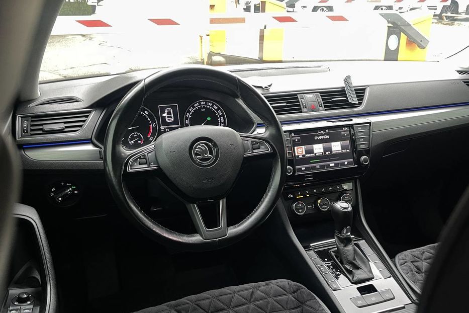 Продам Skoda Superb 2017 года в Киеве