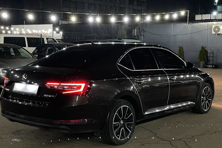 Продам Skoda Superb 2017 года в Киеве