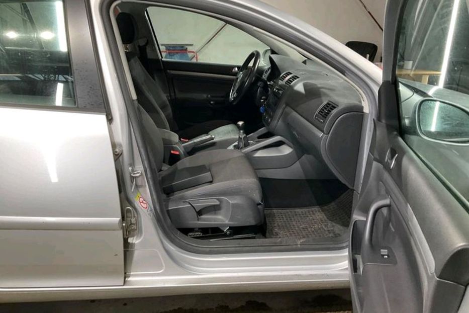 Продам Volkswagen Golf V 1.6 mpi ГБО 2007 р в  2007 года в Львове