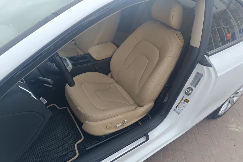 Продам Audi A5 Купе 2012 года в Одессе