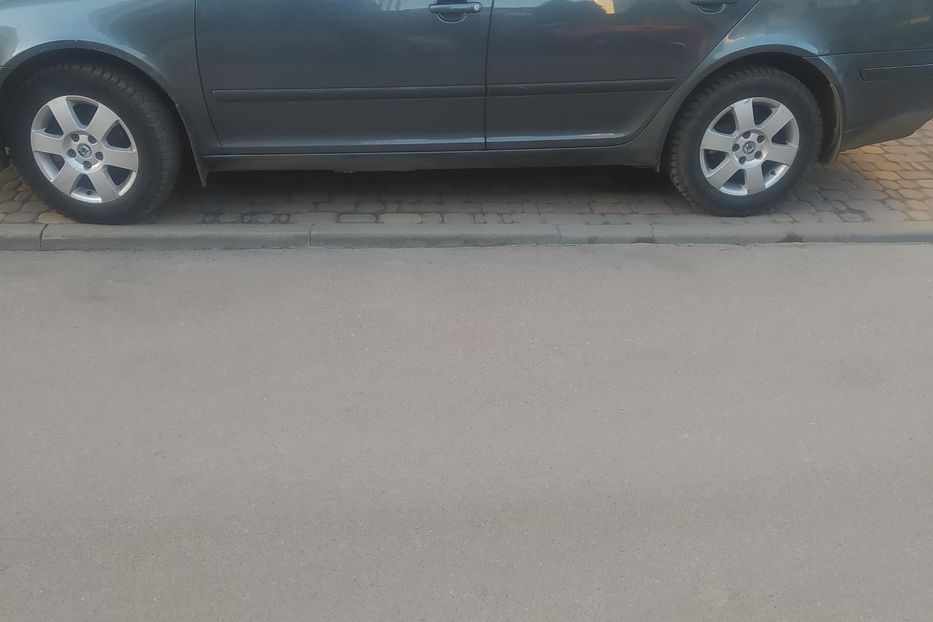 Продам Skoda Octavia A5 2006 года в Киеве