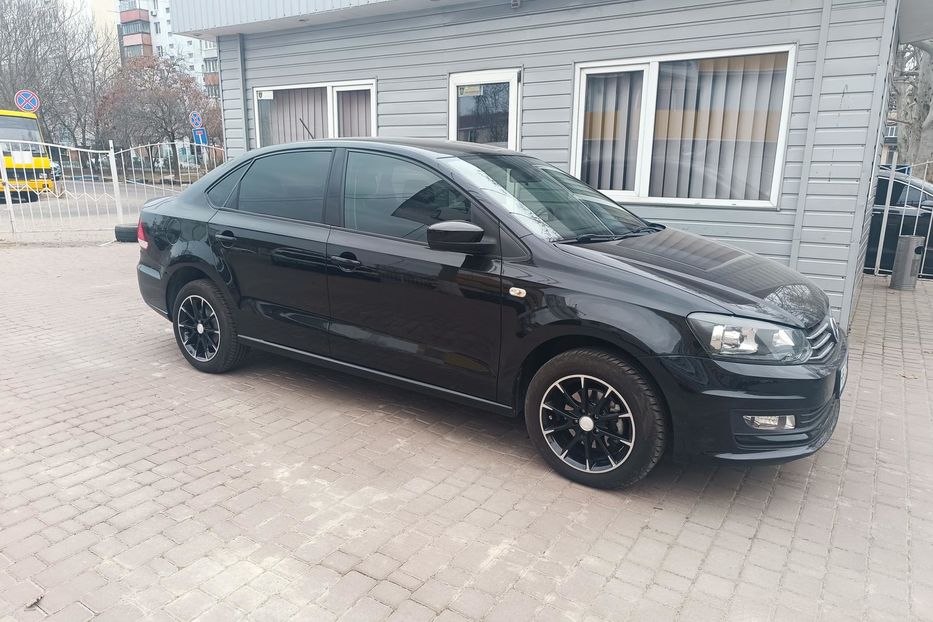Продам Volkswagen Polo 1.6 2015 года в Одессе