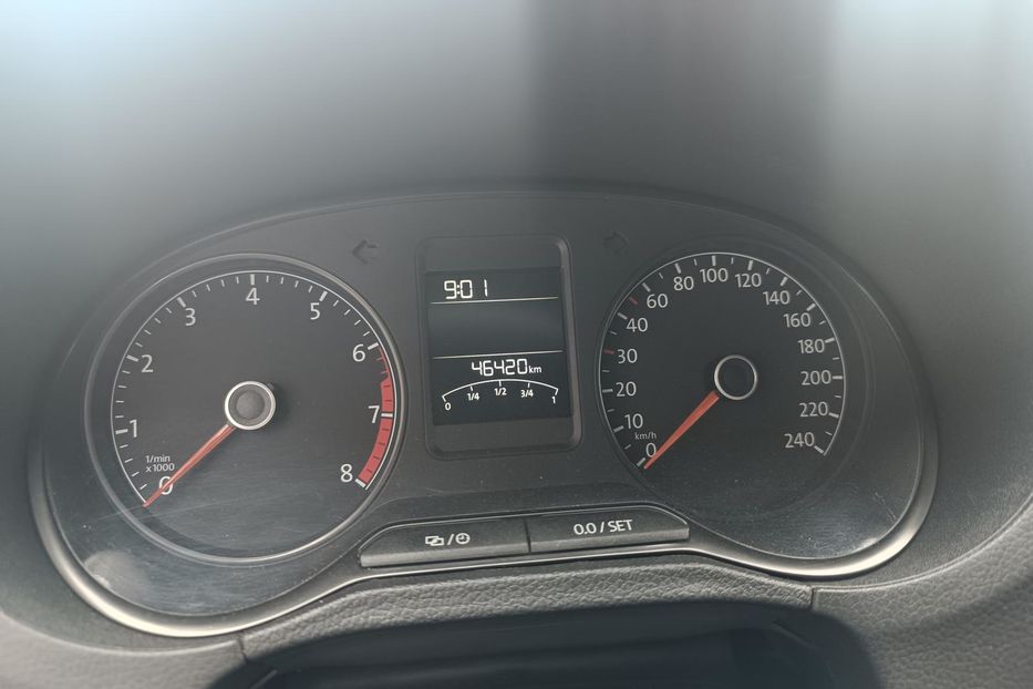 Продам Volkswagen Polo 1.6 2015 года в Одессе