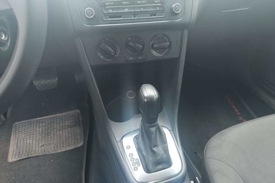 Продам Volkswagen Polo 1.6 2015 года в Одессе