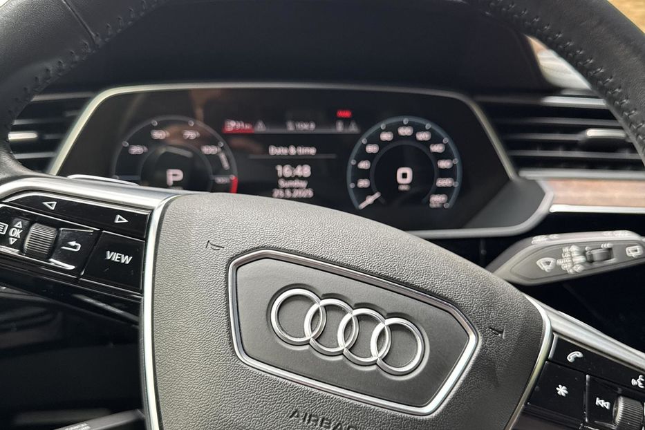 Продам Audi E-Tron 2019 года в Одессе