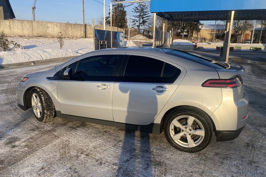 Продам Chevrolet Volt 2014 года в г. Ромны, Сумская область