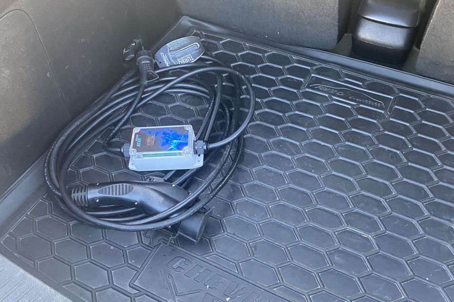 Продам Chevrolet Volt 2014 года в г. Ромны, Сумская область